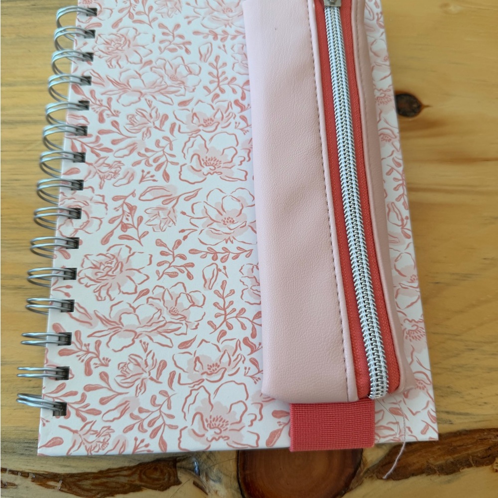 Source Unknown Pink Floral Notebook with Zipper Pouch